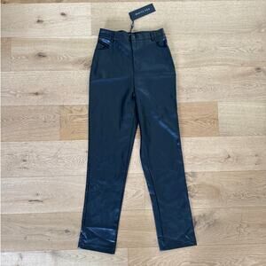 White Fox Boutique - You've Got It Pants in Black